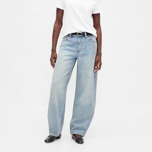 GAP Women's High Rise Barrel Jeans Size 33/16R Light Wash
